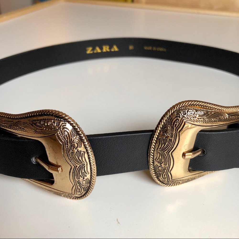 SALE 2/$50💖Double buckled belt